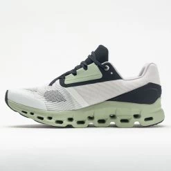 On Running On Cloudstratus Women's White/Black 9 On Running On Cloudstratus Women's White/Black -Sport Stride Shop 048011 1