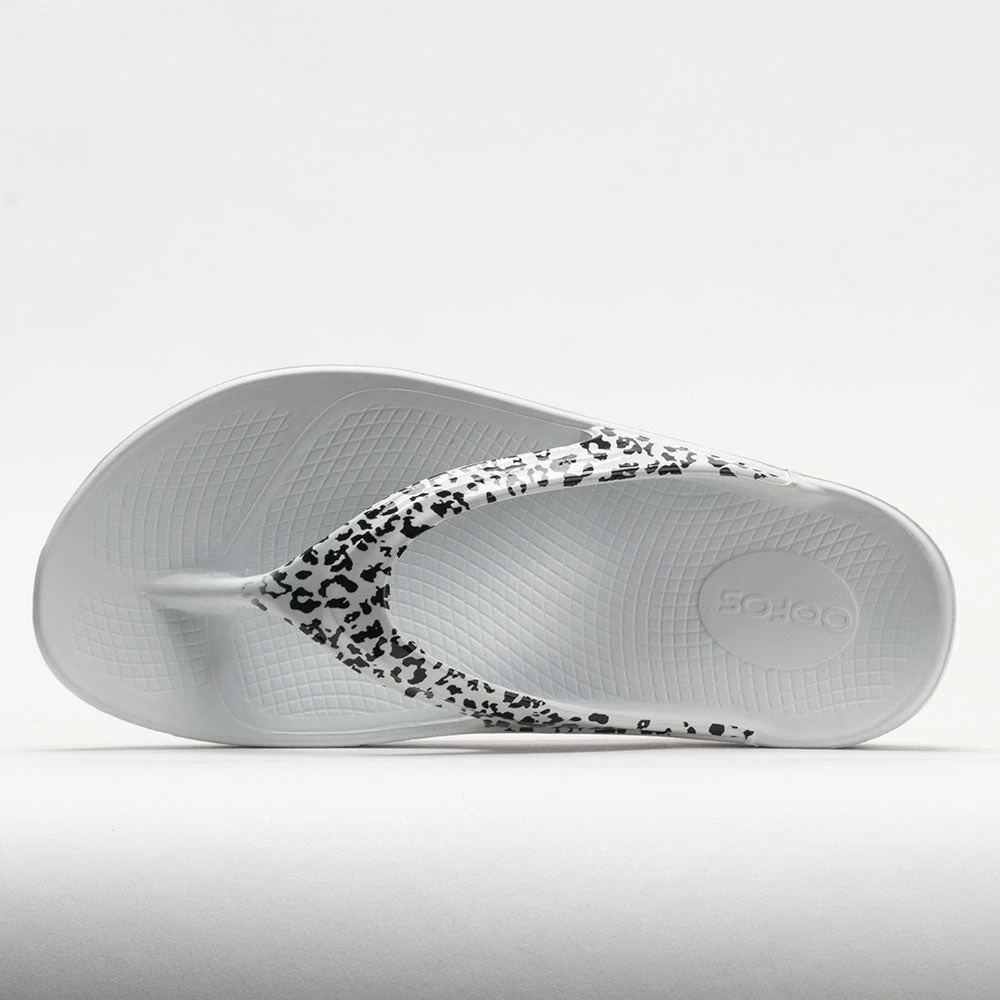 OOFOS OOlala Limited Women's White/Black Leopard 4 OOFOS OOlala Limited Women's White/Black Leopard - Image 2