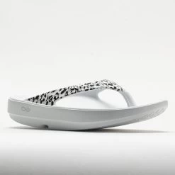 OOFOS OOlala Limited Women's White/Black Leopard 12 OOFOS OOlala Limited Women's White/Black Leopard -Sport Stride Shop 570571 5